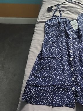 Forever 21 Navy Blue Floral Button-Front Sundress